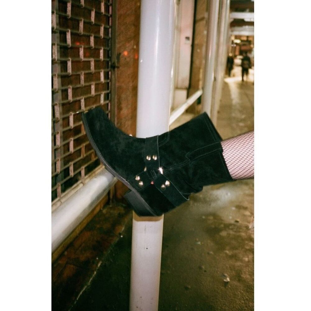 New Jeffrey Campbell Waylon Harness Moto Stud Boot Size 8.5 Black